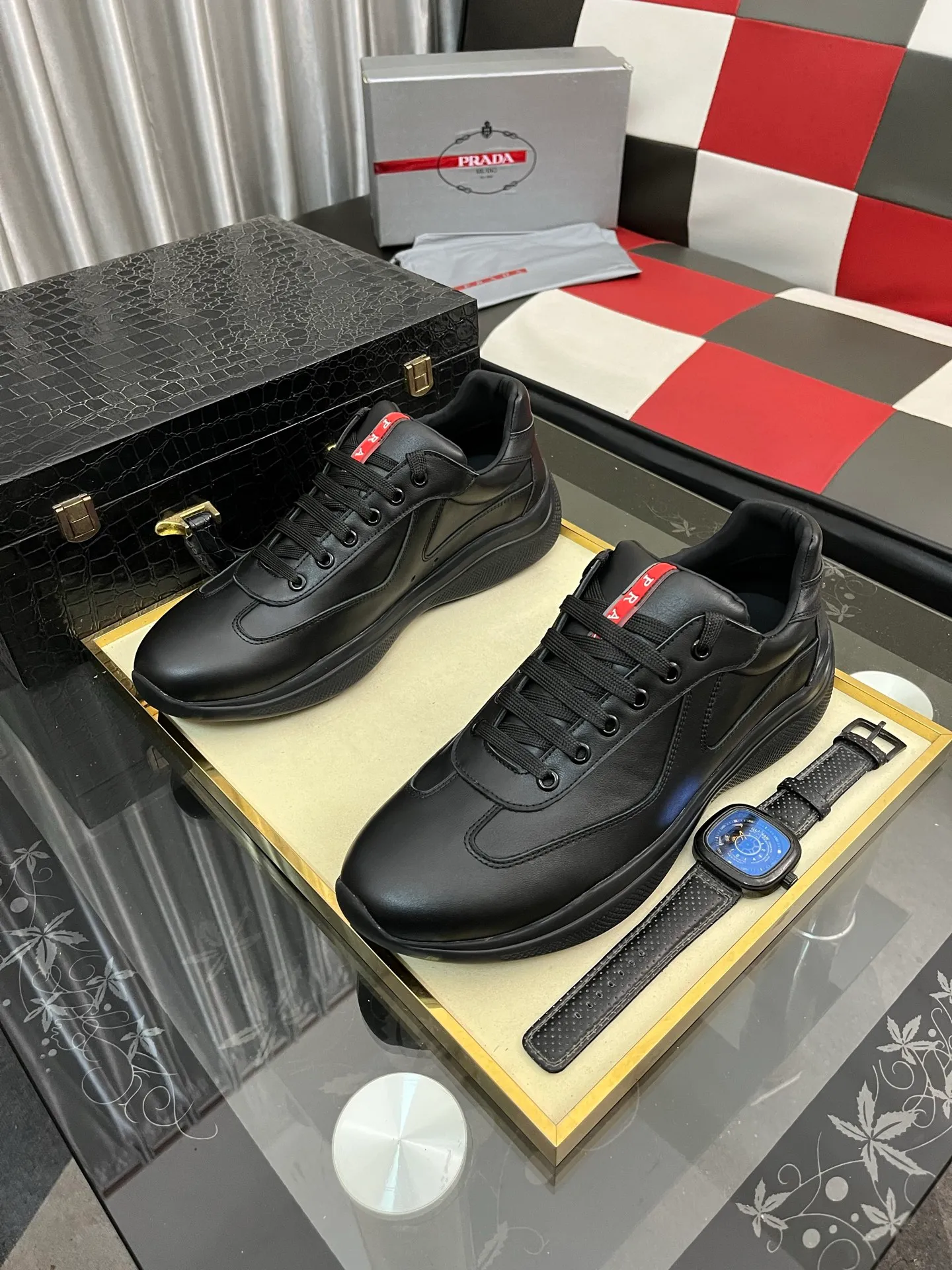 Men's shoes 💰400⌚️⌚️【PRADA】Prada casual shoes, originally developed 1:1, made of high-mercerized cowhide with imported cowhide, silk sheepskin lining, rubber outsole, comfortable and soft on the foot, size: 38-442️⃣Colors available